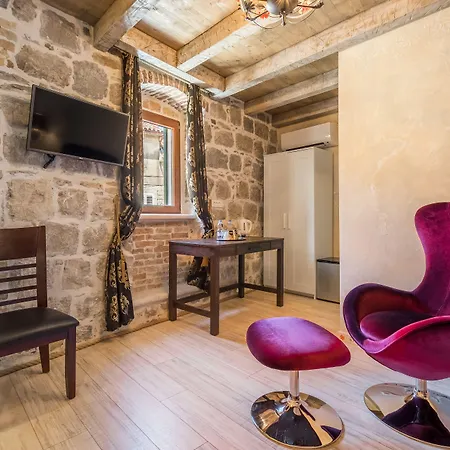 Heritage Palace Varos - Mag Quaint & Elegant Boutique Hotels-2